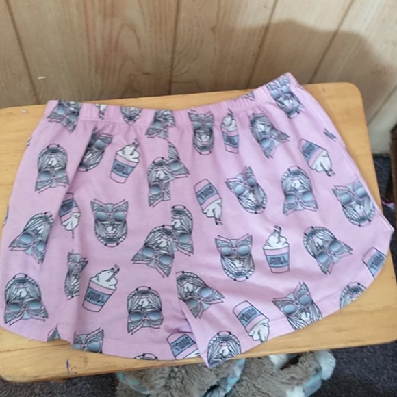 Pajama shorts - Picture 1 of 3